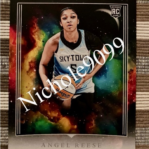 Panini Angel Reese Jumbo Rookie Card - RARE - Picture 2 of 4